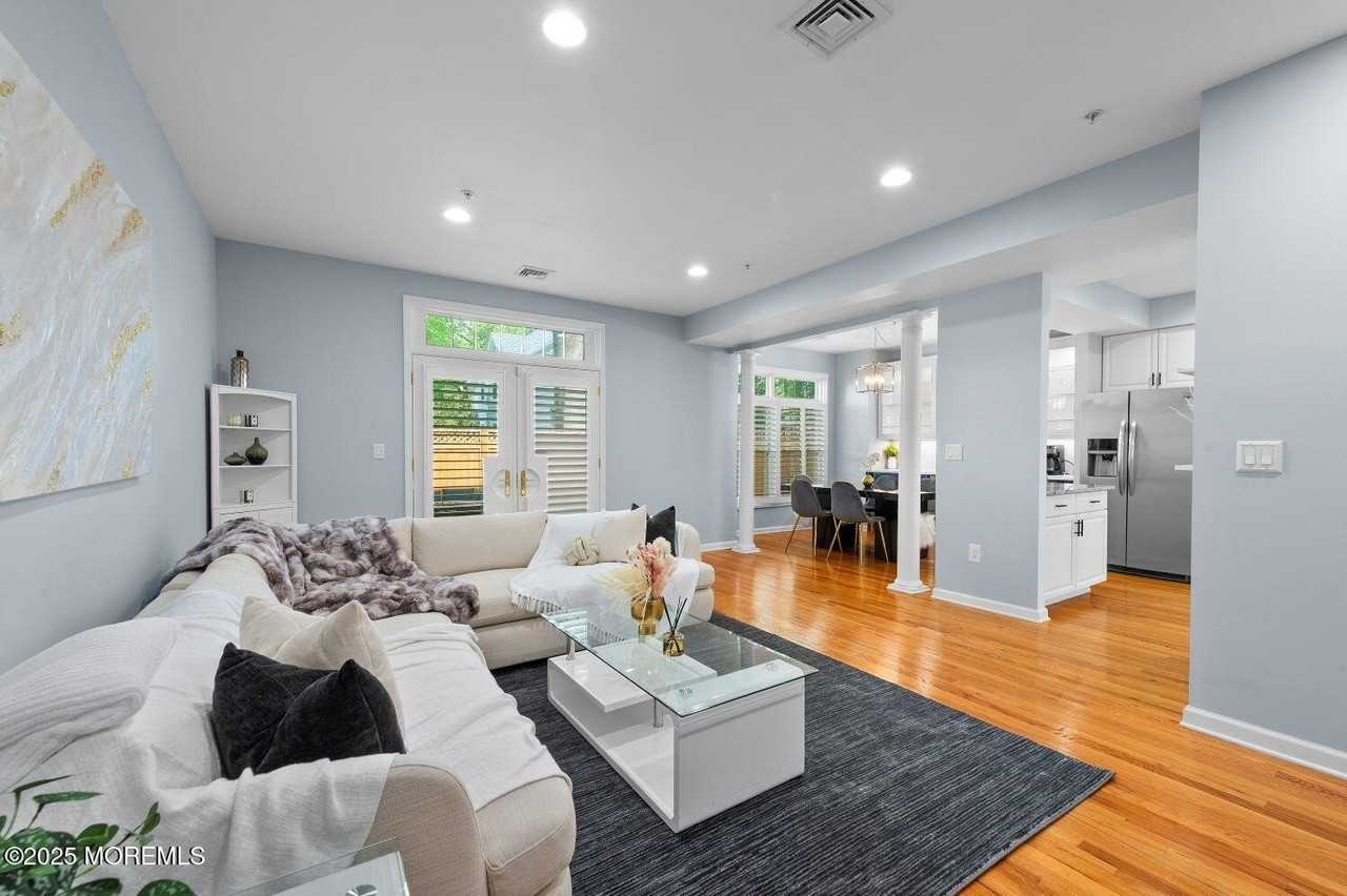 162 Main St - Photo 6 of 48