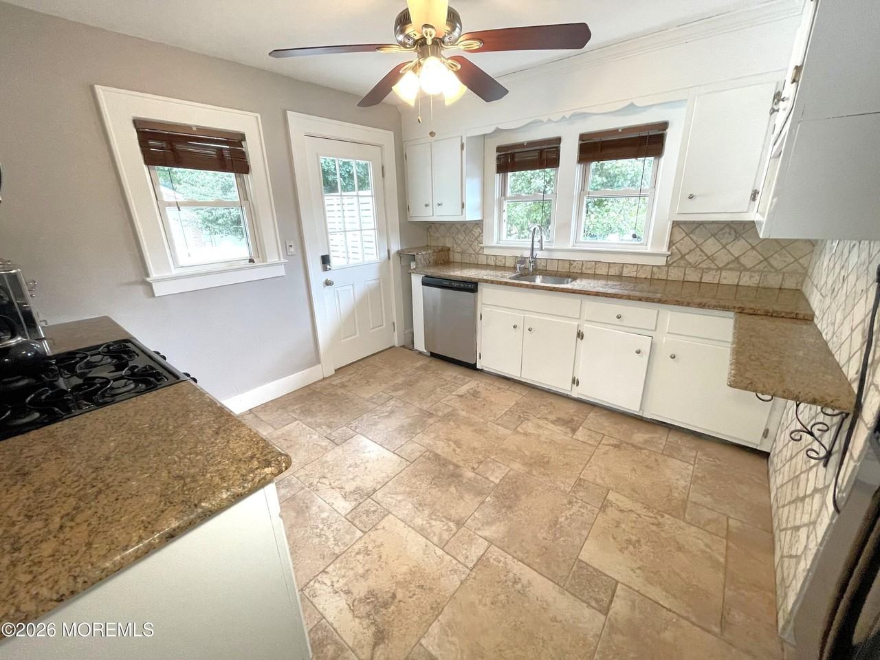 175 State Highway 35 - Photo 5 of 15