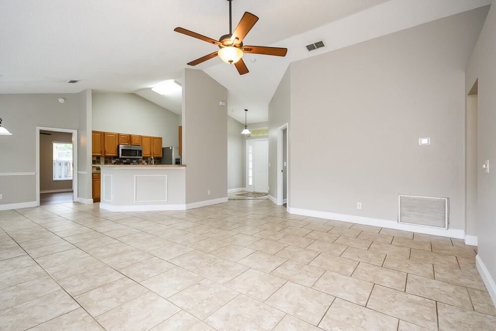 1151 Railside Way - Photo 6 of 19