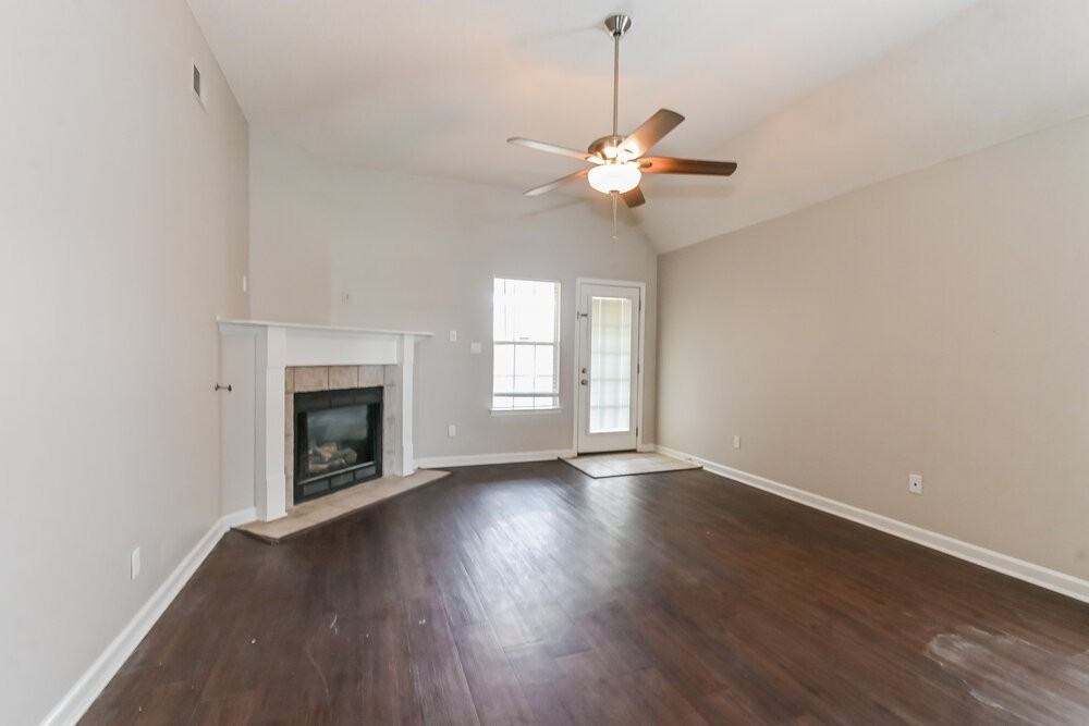 9882 Wynngate Dr - Photo 5 of 20