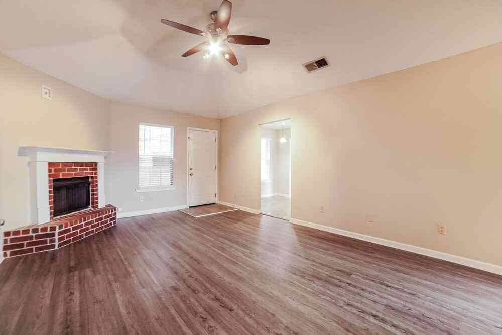 6481 Shadow Cross Ln - Photo 6 of 19