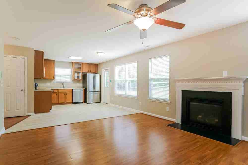 5825 Bryanstone Pl - Photo 5 of 17