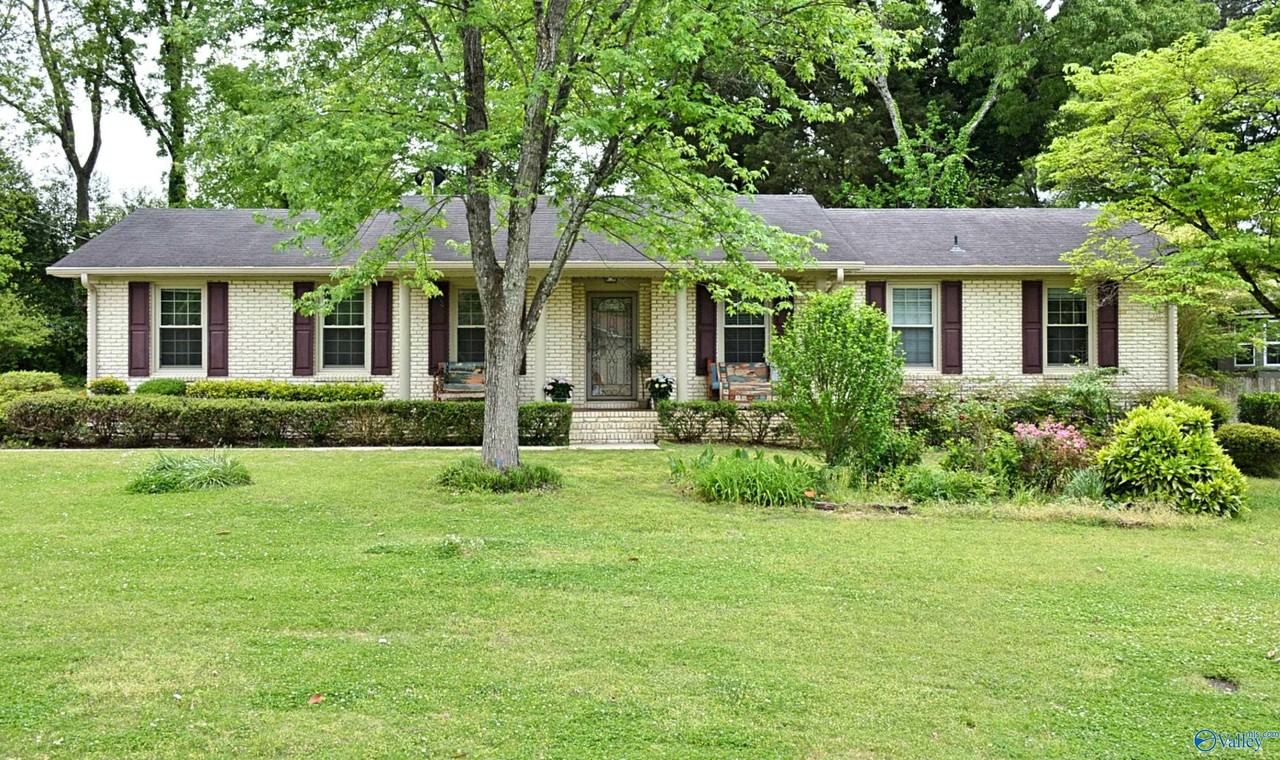 207 Jones Valley Dr Sw - Photo 3 of 42