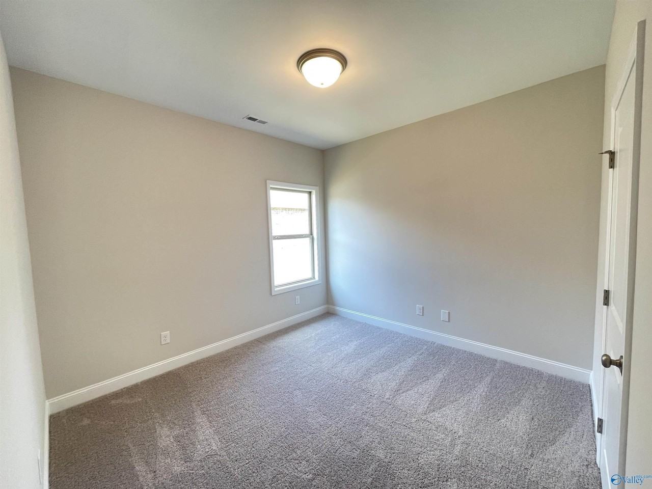 16515 Demi Dr - Photo 6 of 19