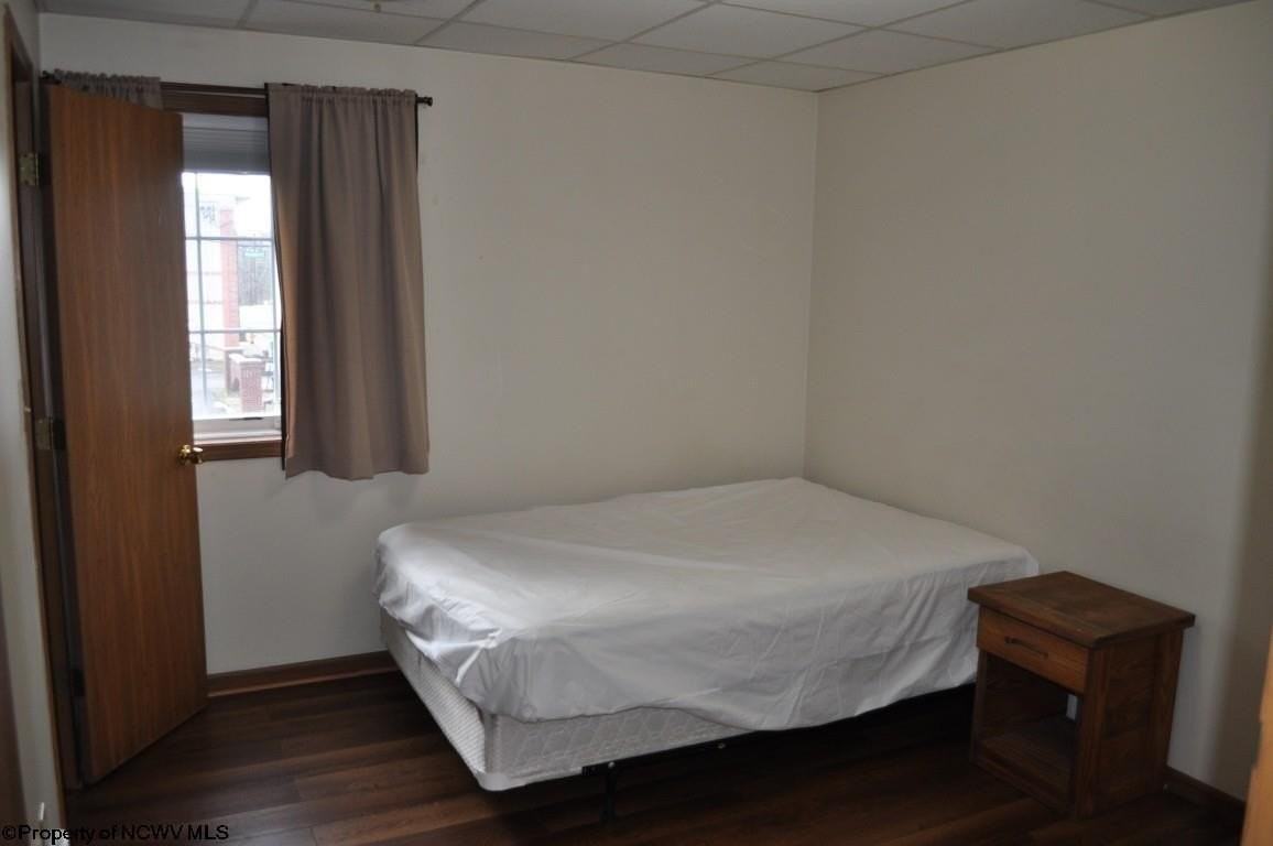 274 Spruce St - Photo 5 of 11