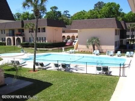 1530 El Prado Rd Apt 6 #6 - Photo 2 of 8