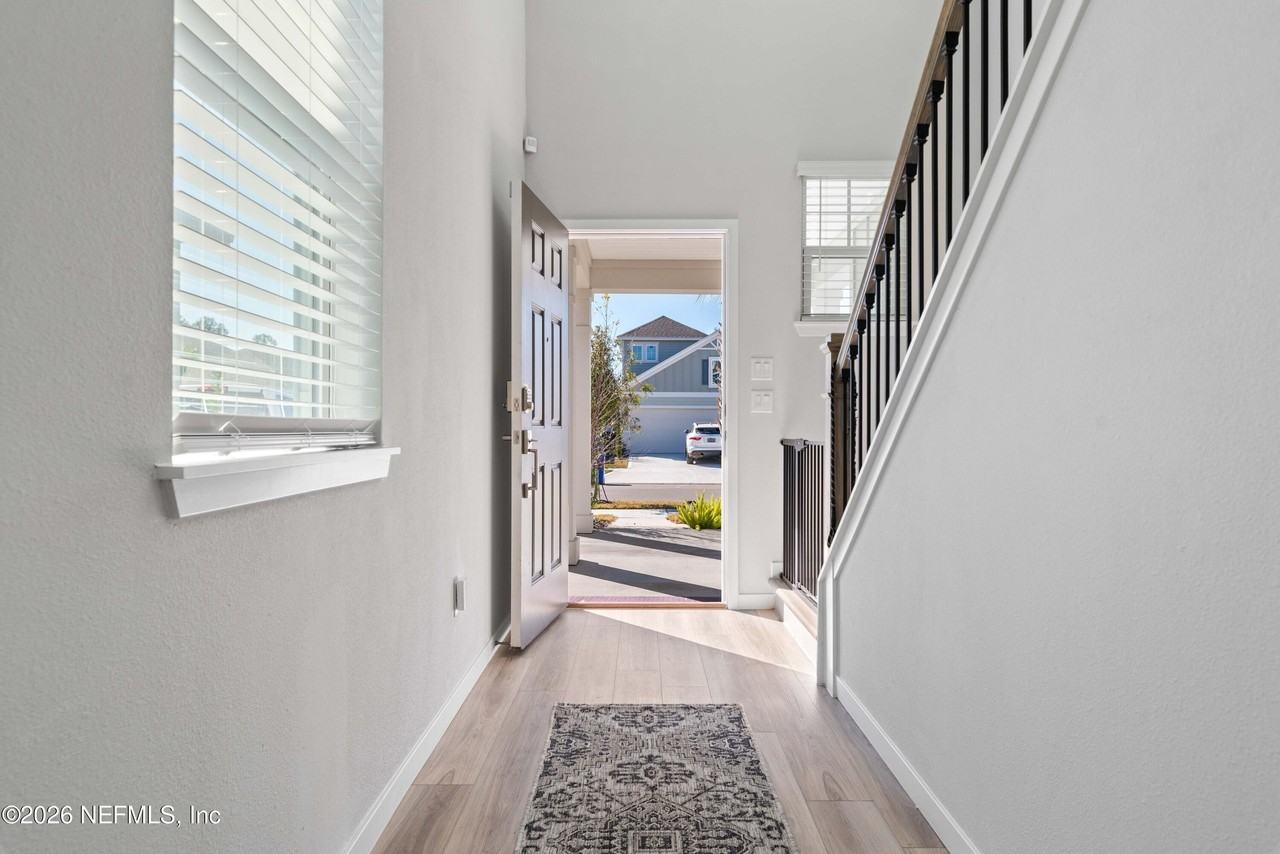 96245 Broadmoor Rd - Photo 5 of 33