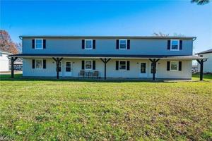 featured image of 221 Brunswick Dr Apt B #B