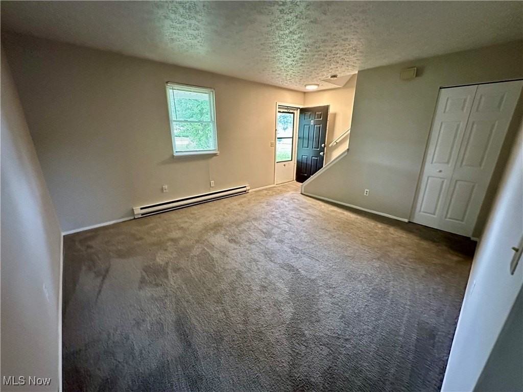 221 Brunswick Dr Apt B #B - Photo 5 of 17