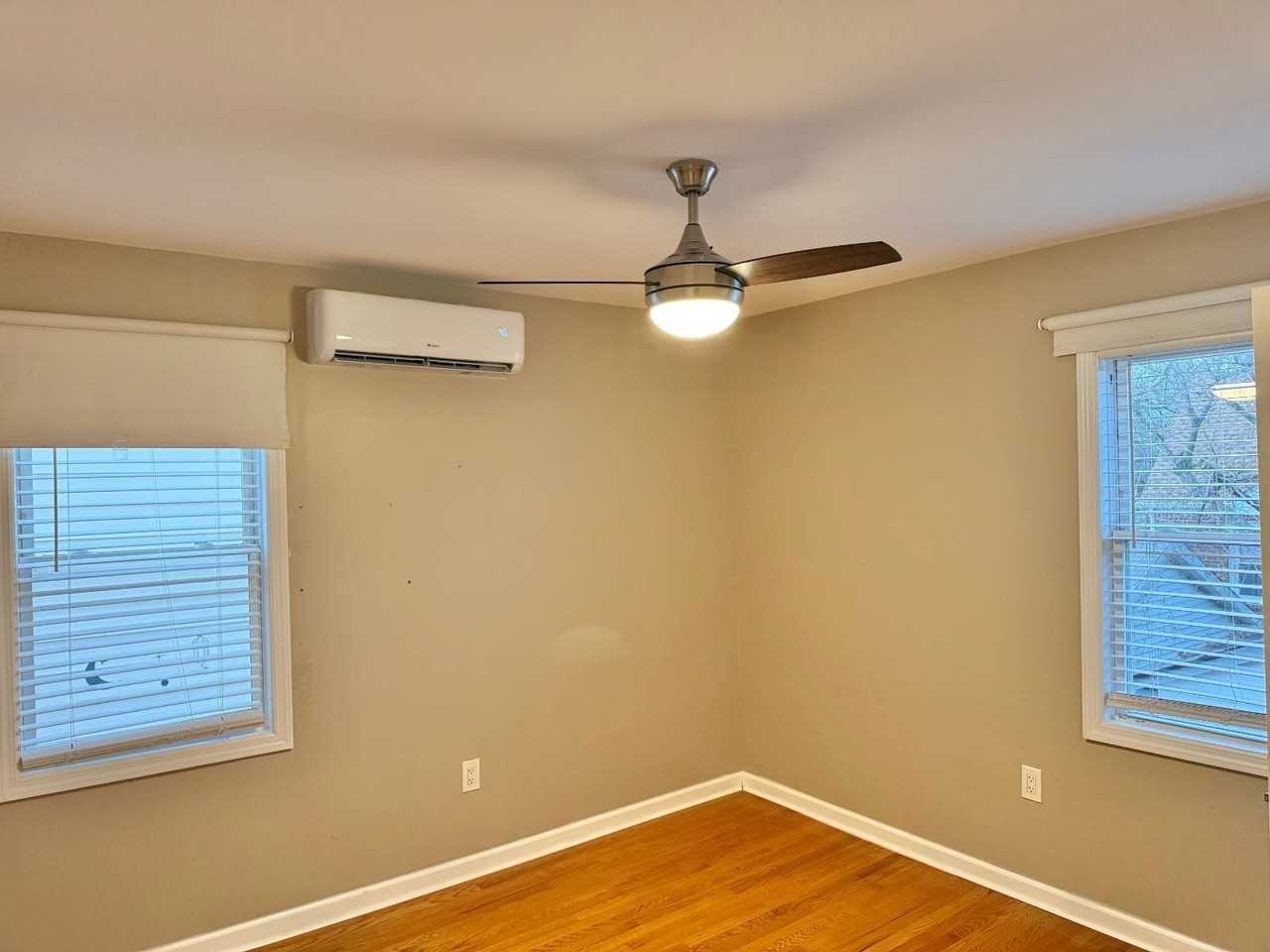 20703 34th Ave - Photo 4 of 17