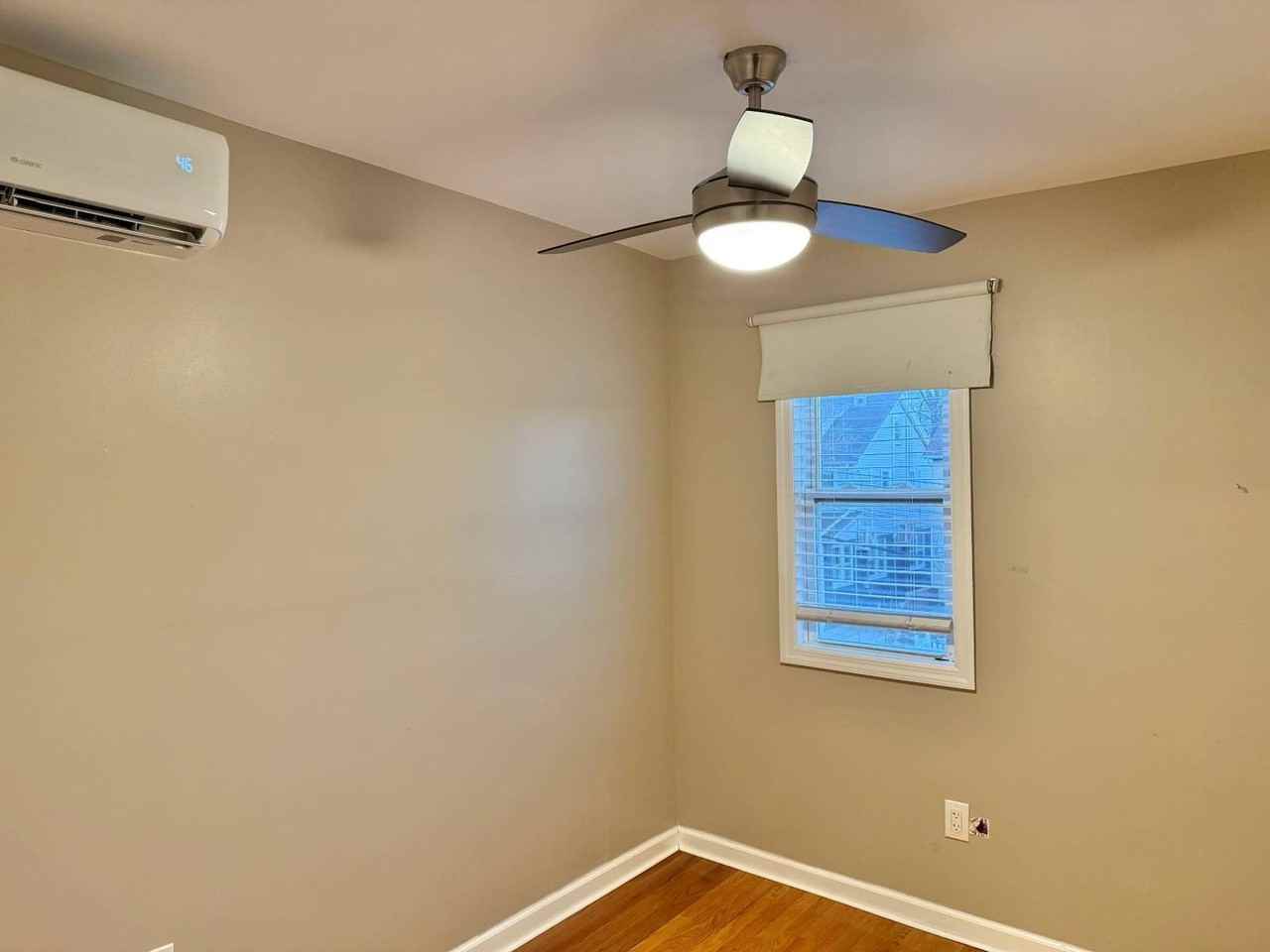 20703 34th Ave - Photo 6 of 17