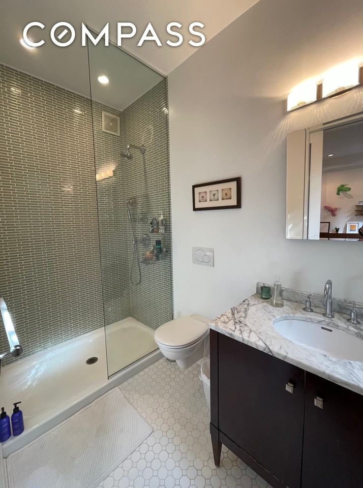 114 Saint Marks Pl #3 - Photo 6 of 7