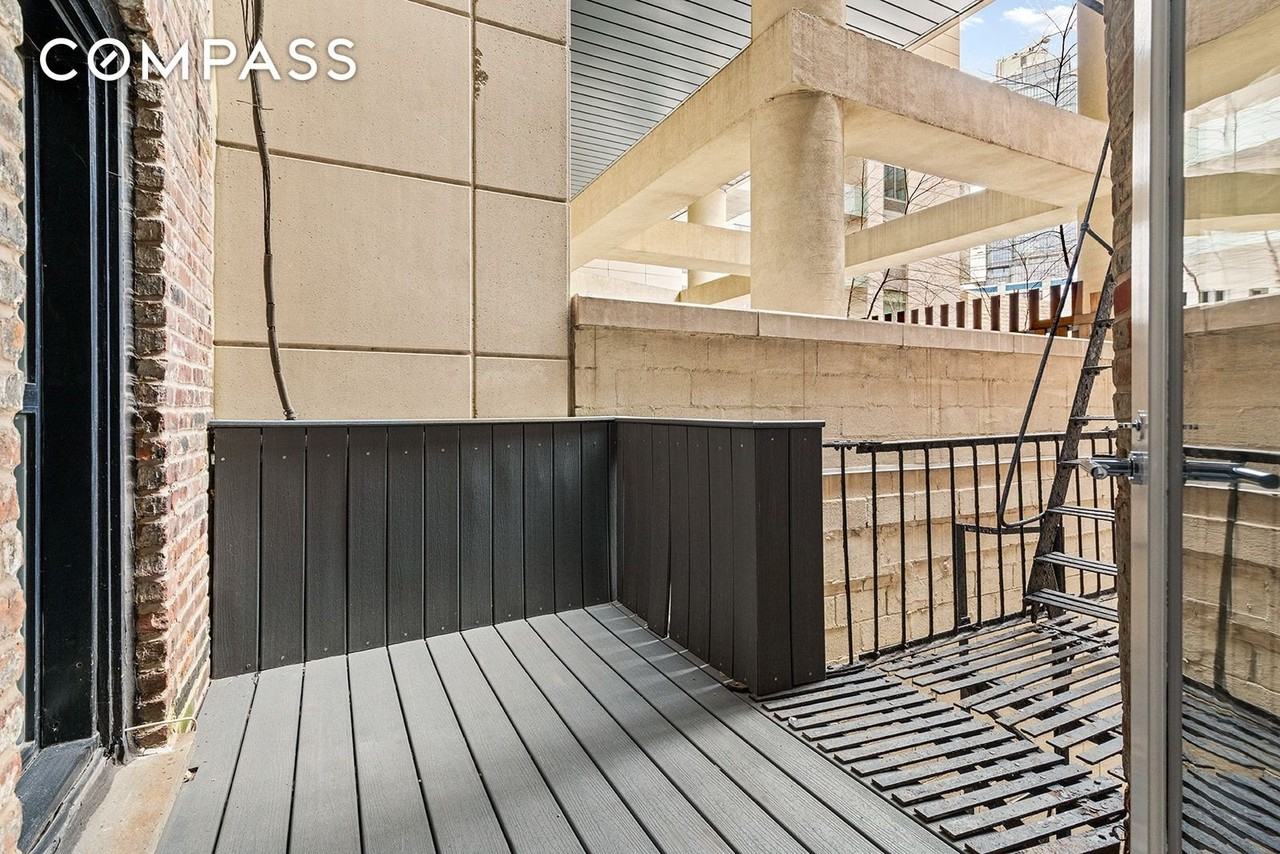 57 Thompson St #2CD - Photo 3 of 12