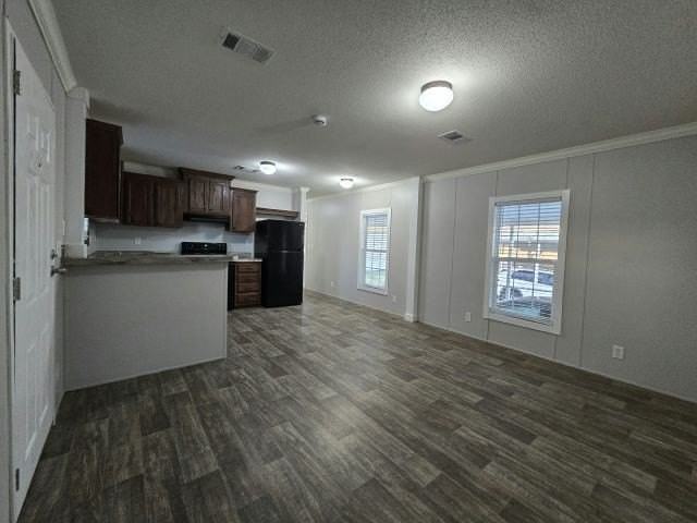 87 Coleman St #87 - Photo 2 of 3