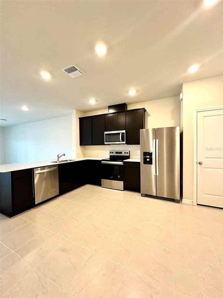 4216 Chester Springs Blvd - Photo 4 of 22