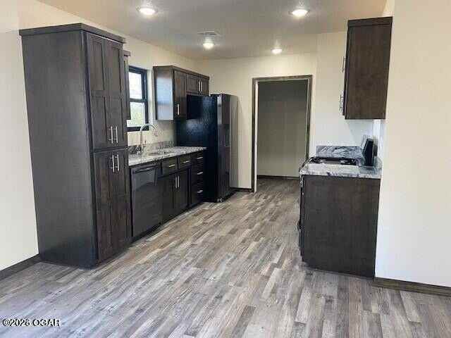 1603 New Hampshire Ave - Photo 3 of 9