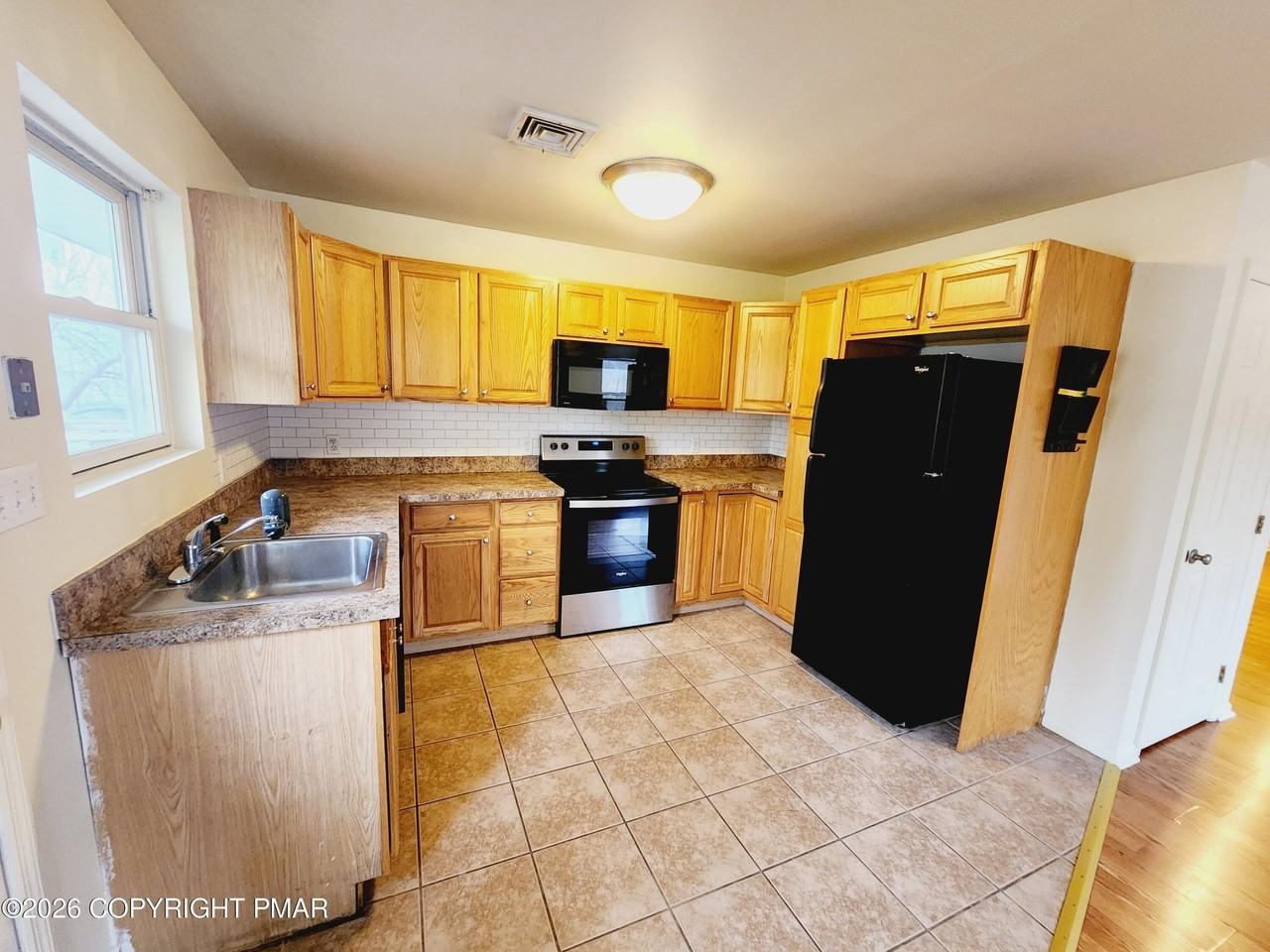 10 N 4th St - Photo 2 of 9