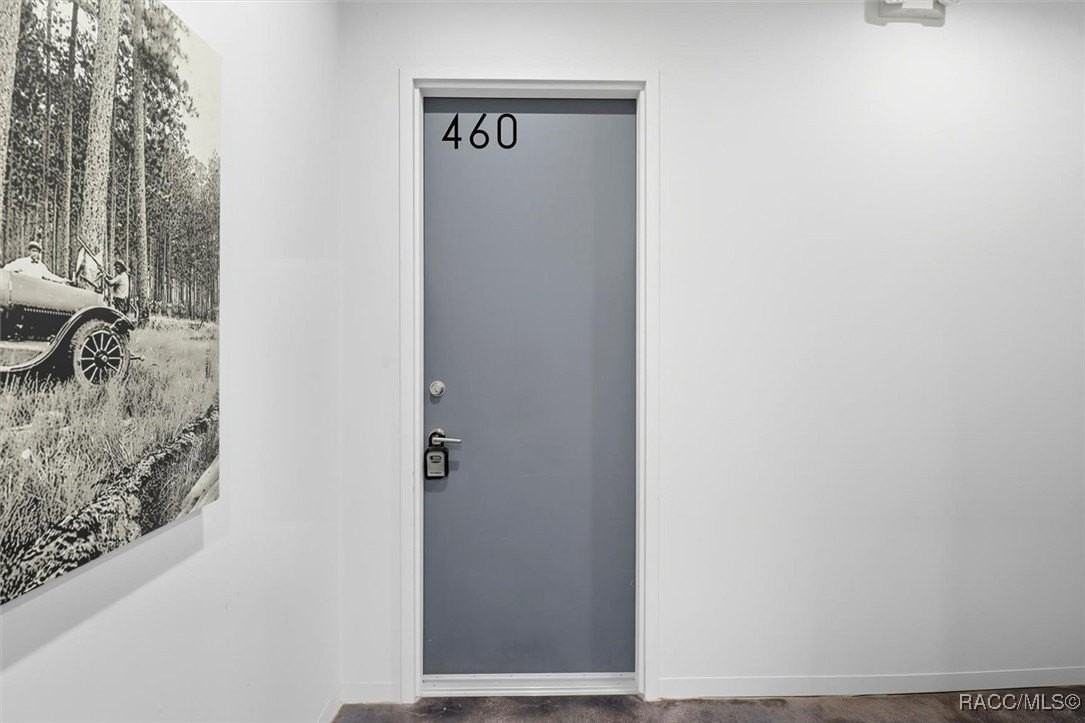 302 Se Broadway St Apt 460 #460 - Photo 4 of 50