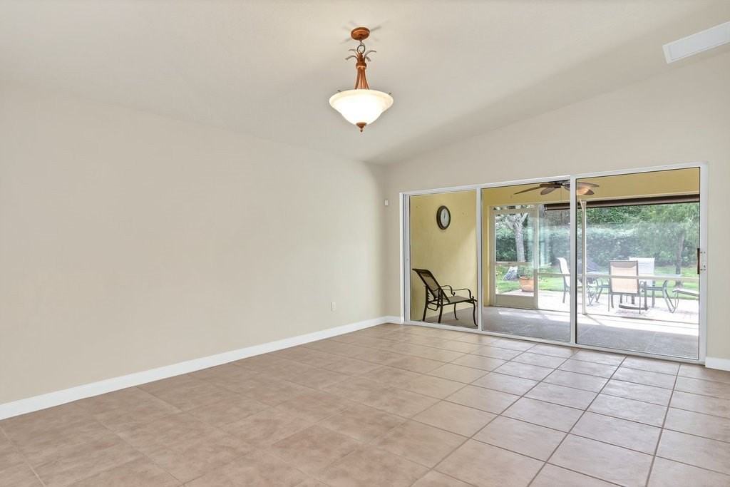 4969 Corsica Sq - Photo 3 of 32