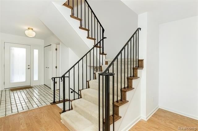 1360 Bramblebush Run - Photo 6 of 45