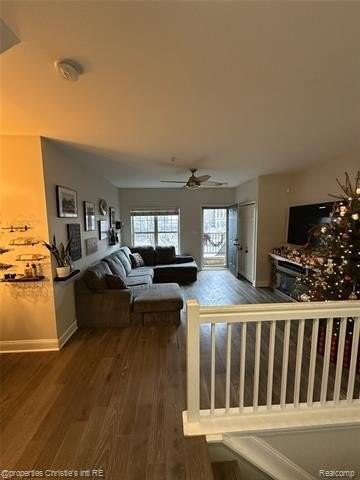 2456 Woodward Ave - Photo 5 of 18