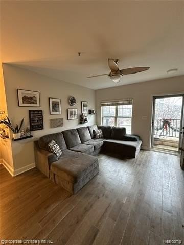 2456 Woodward Ave - Photo 6 of 18