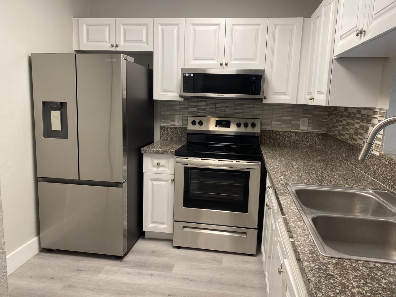 11436 Nw 43rd St #1-4 - Photo 2 of 32