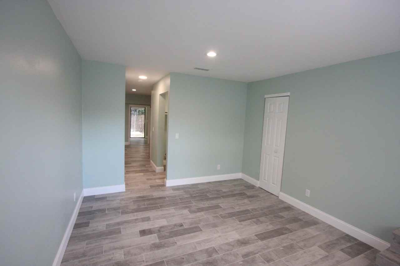 1145 Goldenrod Rd - Photo 7 of 30