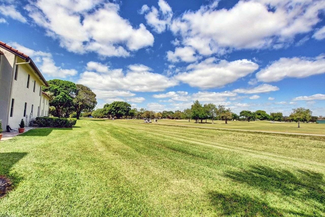 5851 Parkwalk Dr - Photo 7 of 50