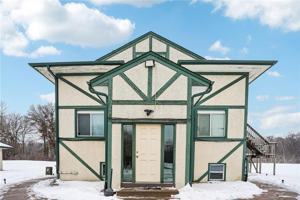 featured image of 17256 Kenyon St Ne