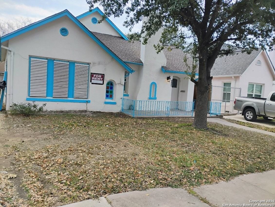 510 Vanderbilt St - Photo 2 of 10