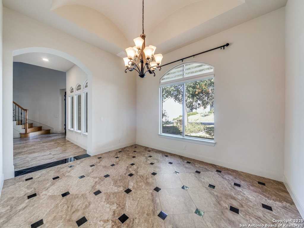 16 Liser Gln - Photo 6 of 36