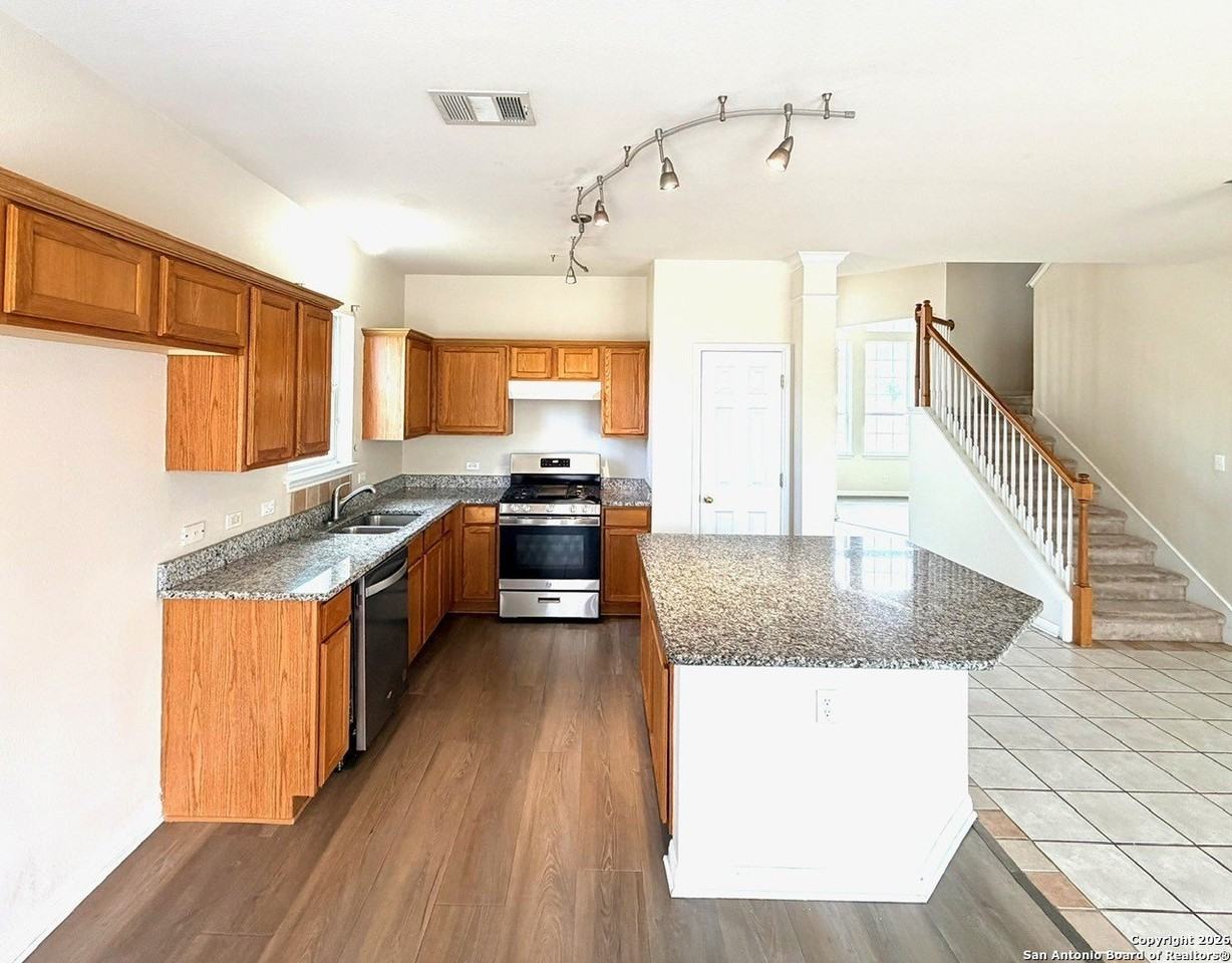 1203 El Riachuelo - Photo 6 of 23