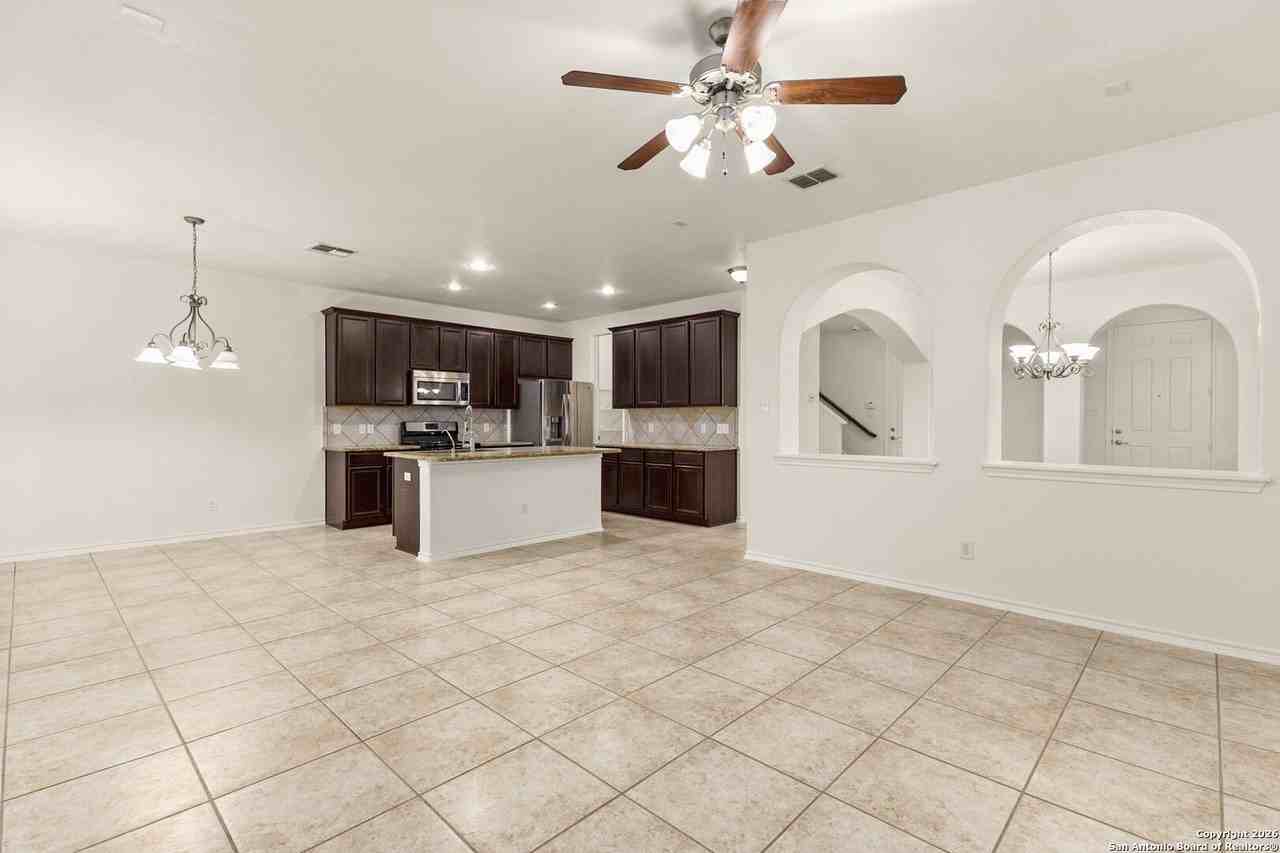 17811 Camino Grande - Photo 6 of 36