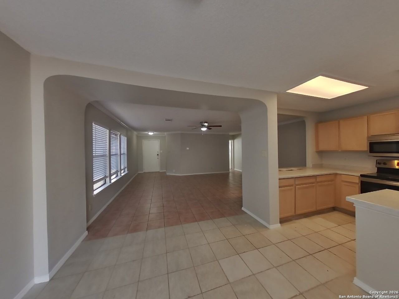 7807 Encanto Vista Dr - Photo 3 of 16