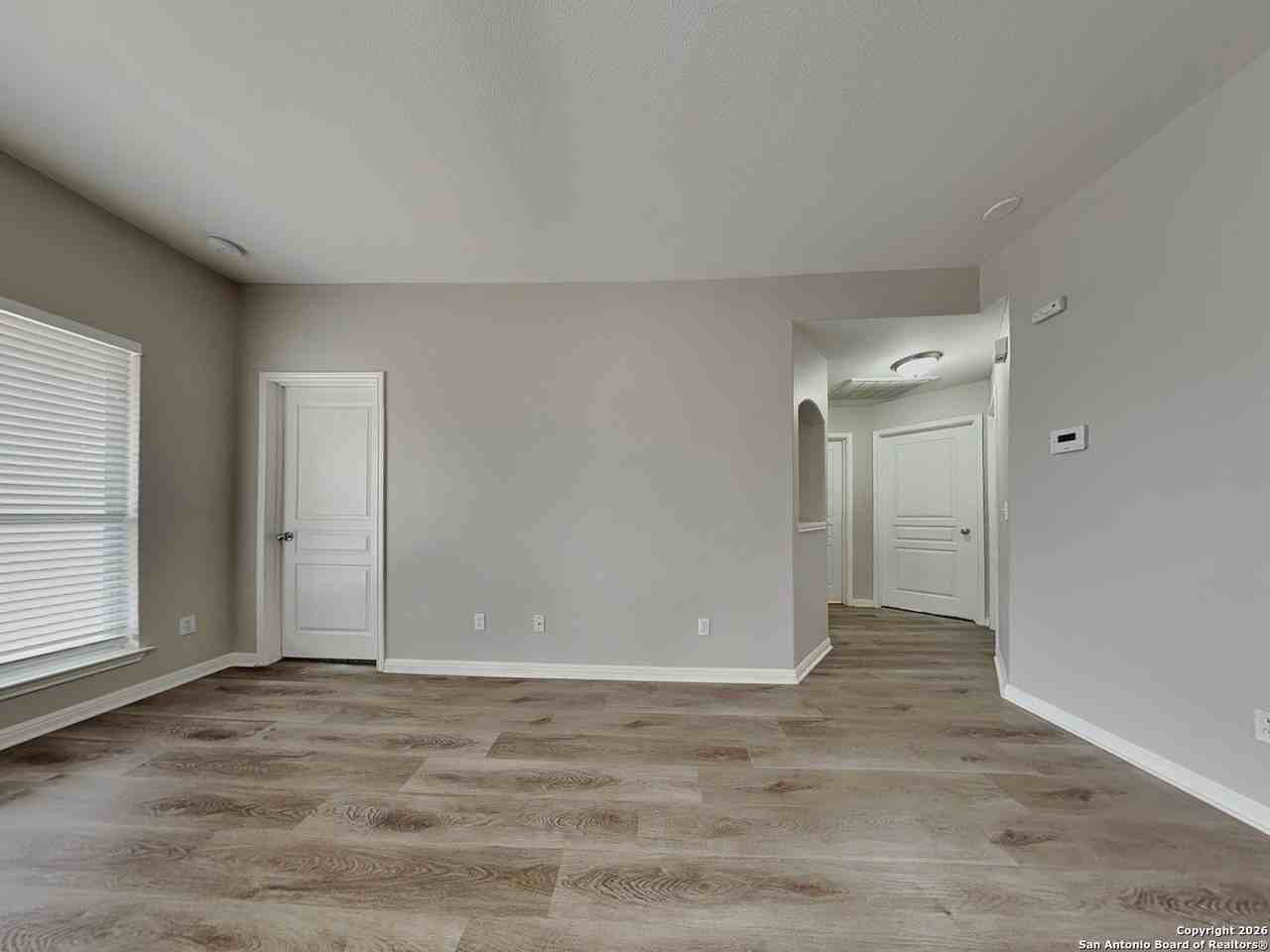 2164 Bentwood Dr - Photo 4 of 16