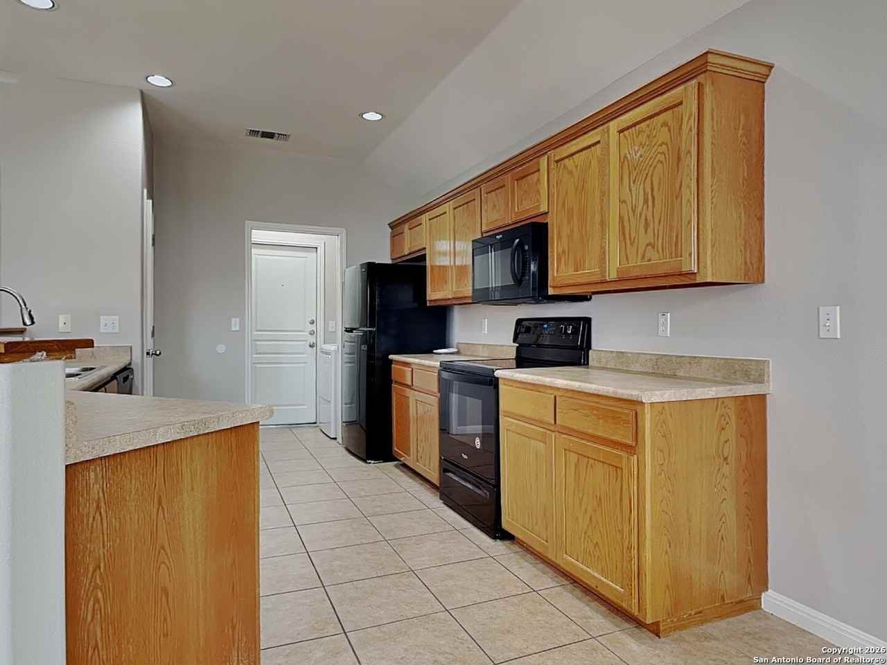 2164 Bentwood Dr - Photo 7 of 16