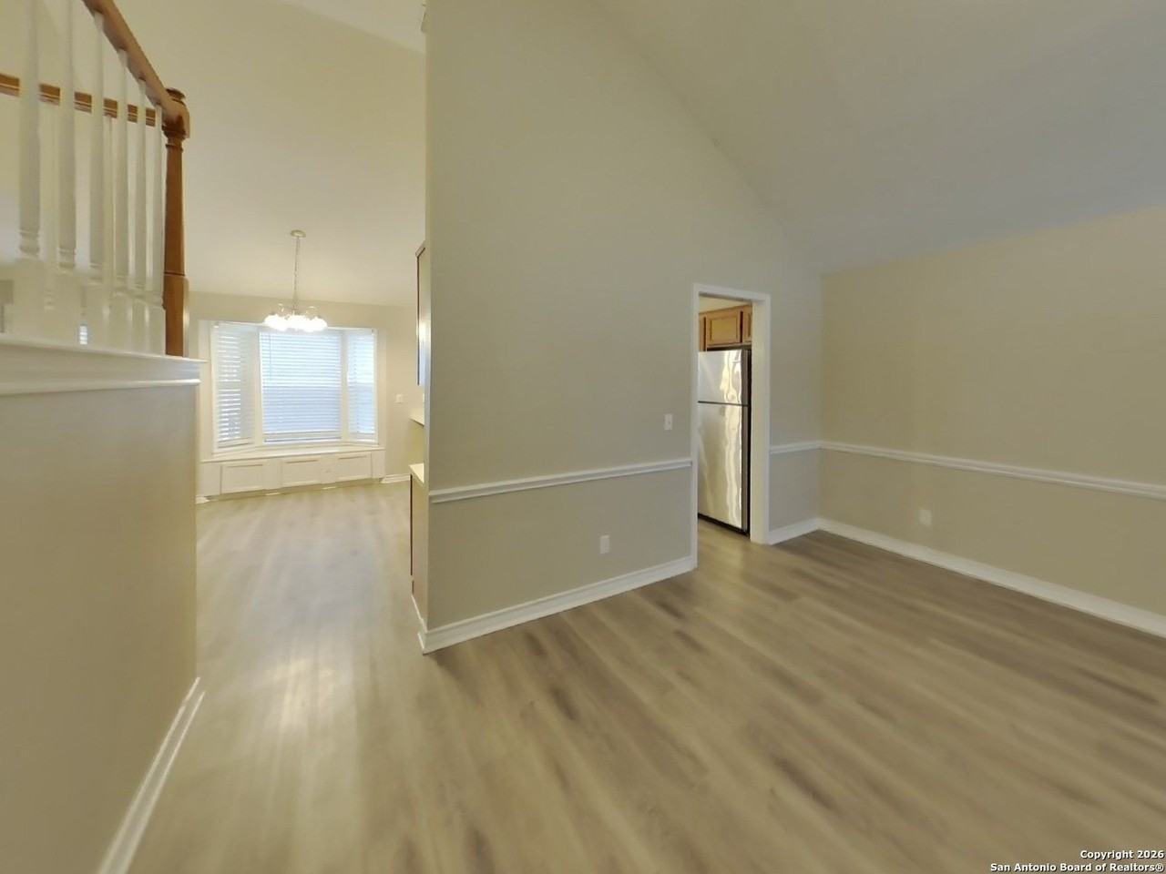 1220 Idlewood - Photo 3 of 17