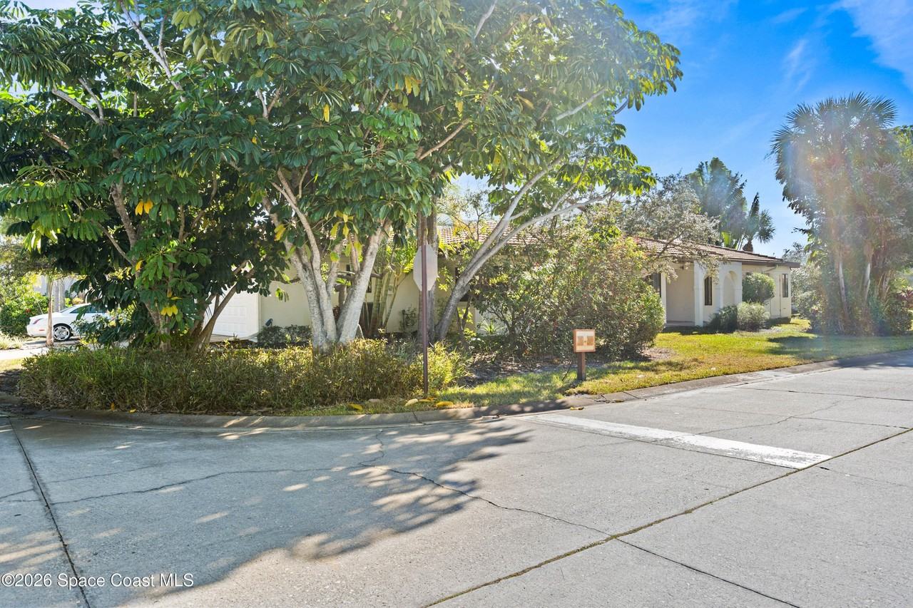 2001 Parkside Pl Unit 2001 #2001 - Photo 2 of 49