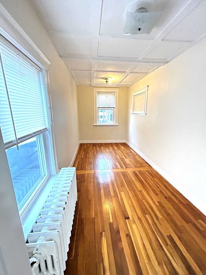 59 Prospect Street #4 - Photo 7 of 14