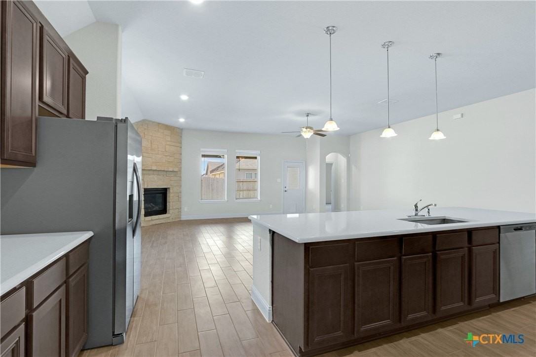 2244 Meadow Way St - Photo 7 of 17