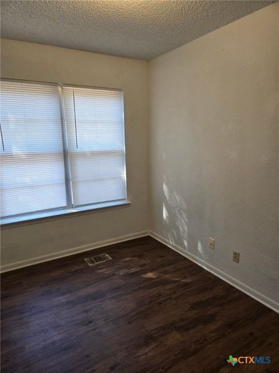 1703 N 38th St Apt D #D - Photo 4 of 6