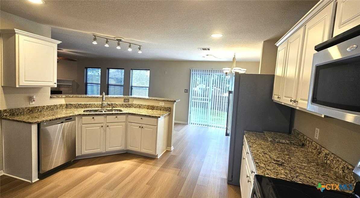 209 Storm Mtn - Photo 4 of 20