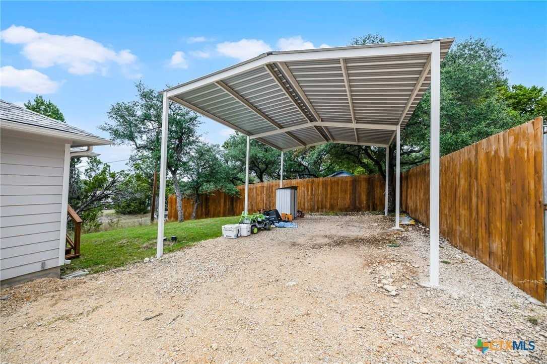 446 W Overlook Dr - Photo 5 of 38