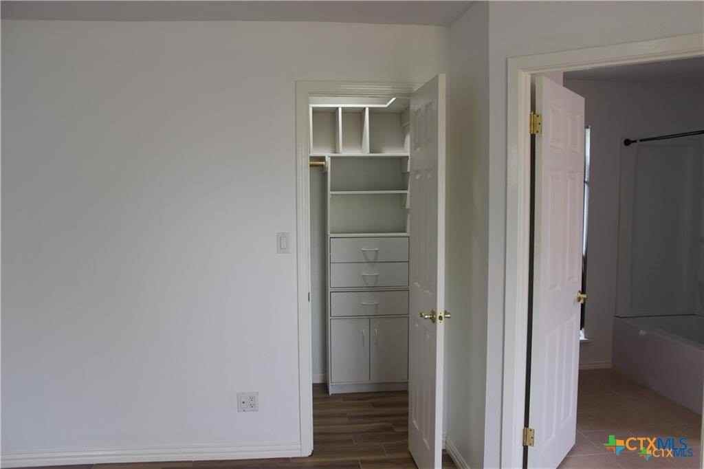 223 Ridgewood Dr - Photo 5 of 13