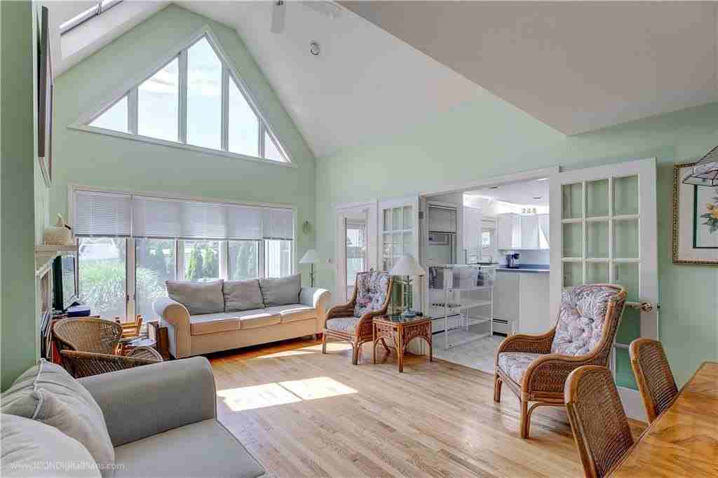 1 Ledge Rd - Photo 7 of 30