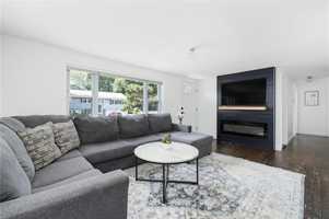 featured image of 340 Old Mill Ln