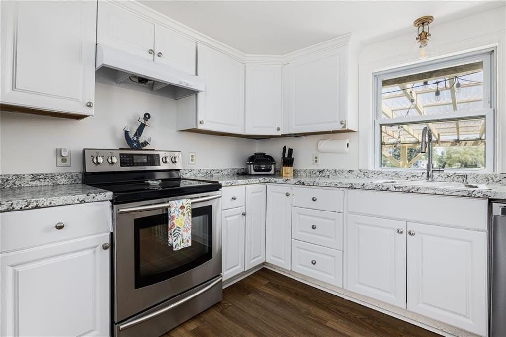 340 Old Mill Ln - Photo 6 of 42