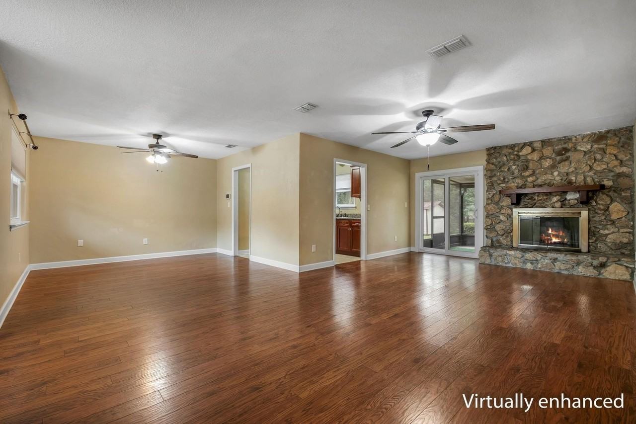 5831 Split Oak Ln - Photo 4 of 26