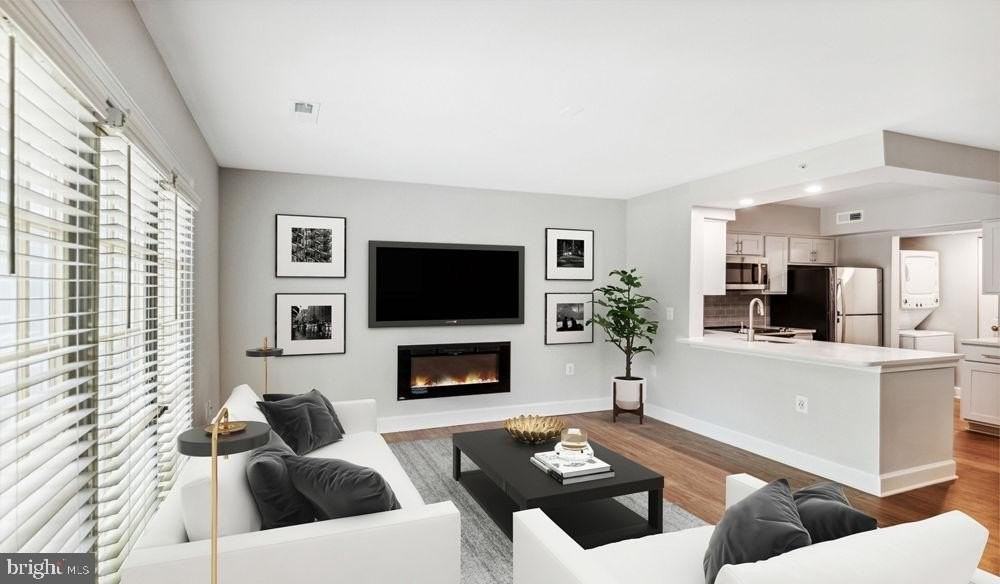 3401 38TH Street NW unit: 2B-617-309 #2B617-309 - Photo 7 of 20